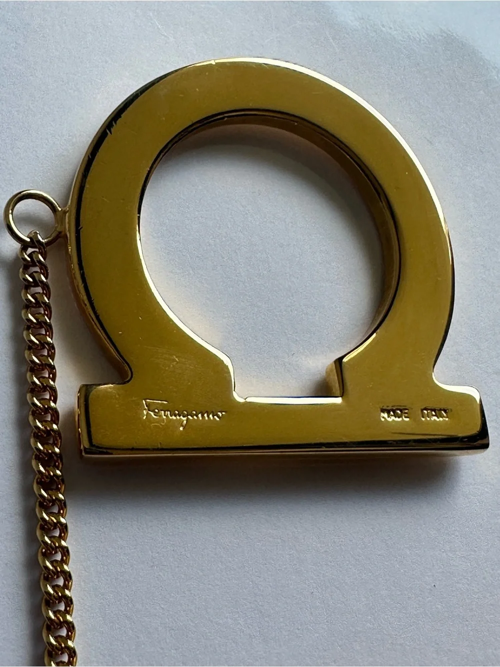 Ferragamo Vintage Fermafoulard Gancini Gold Scarf Ring Pin Box